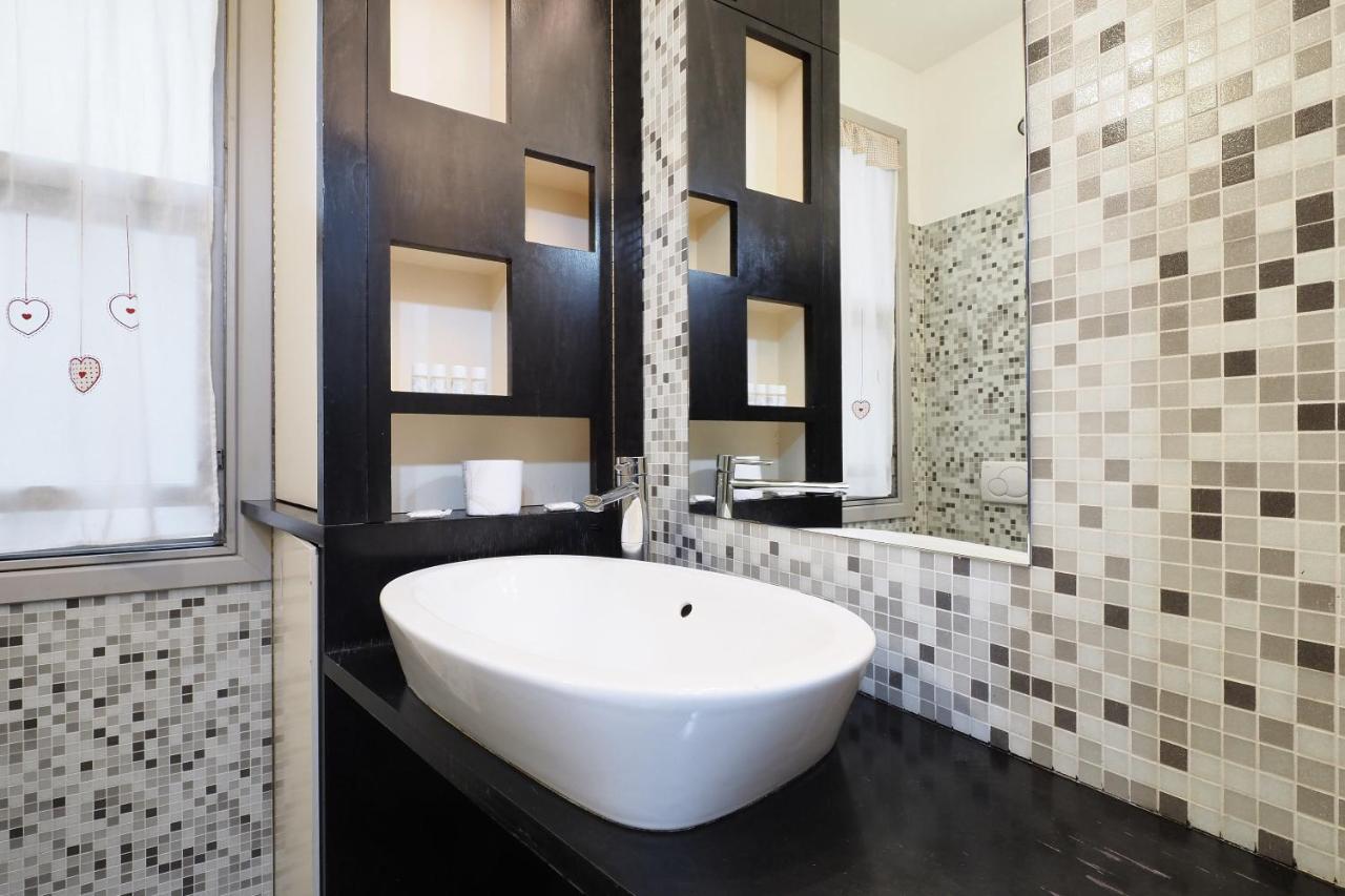 Mila Apartments Alessi Милан Экстерьер фото