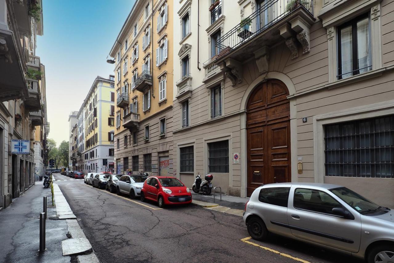 Mila Apartments Alessi Милан Экстерьер фото